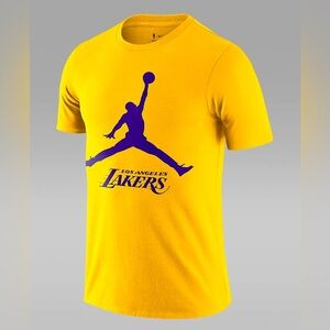 👉🏼Like-New👈🏼 Men’s Los Angeles Lakers Essential Jordan NBA Nike T-Shirt XXL